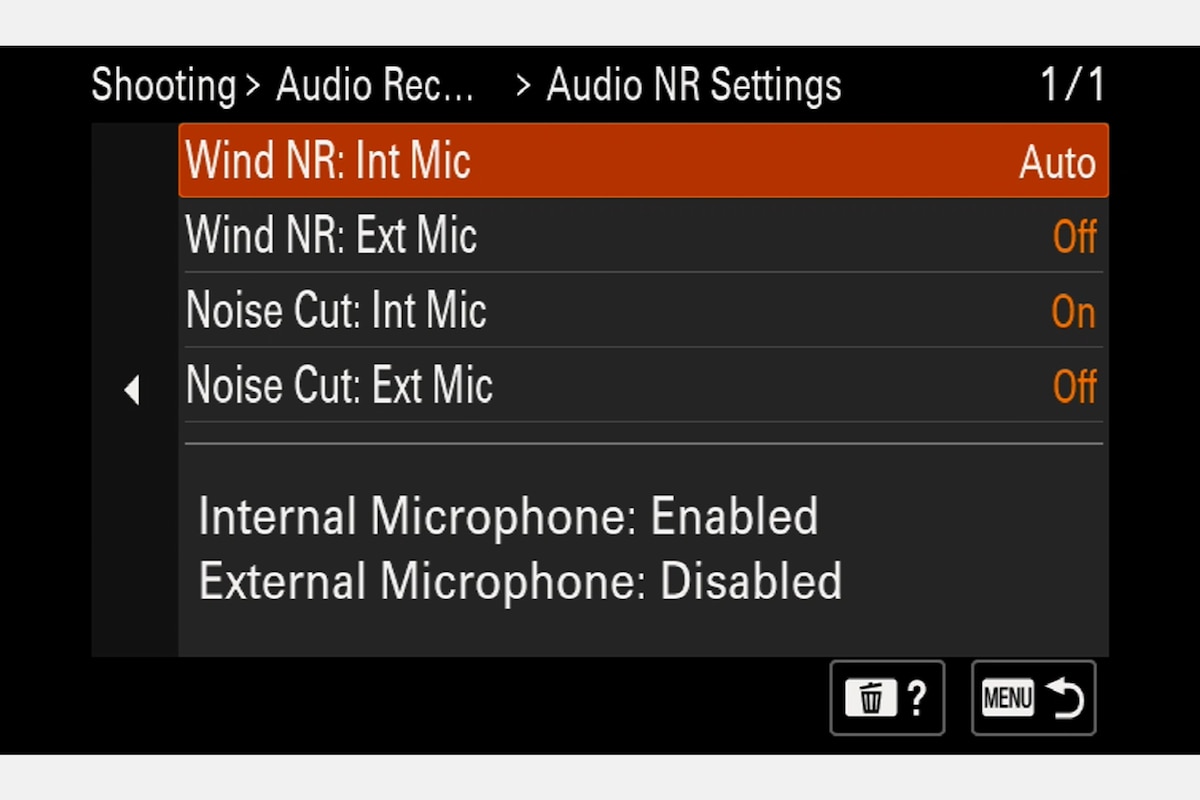 Menu della fotocamera che mostra le impostazioni di riduzione del rumore audio.